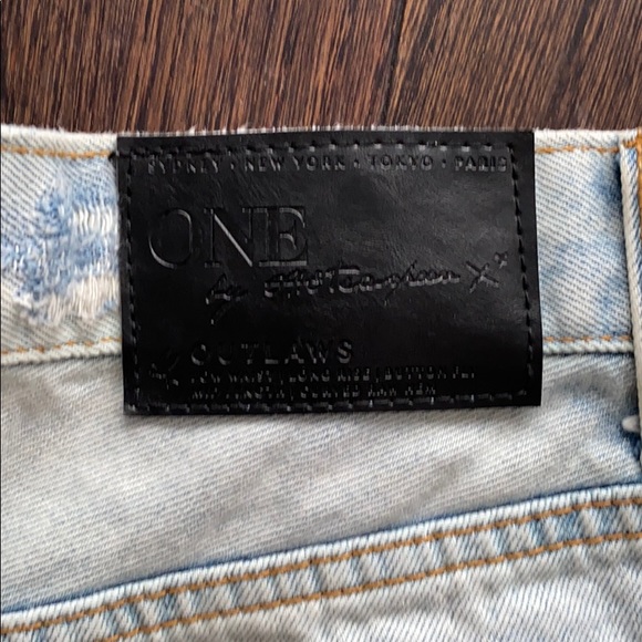 One Teaspoon Shorts - Picture 3 of 4